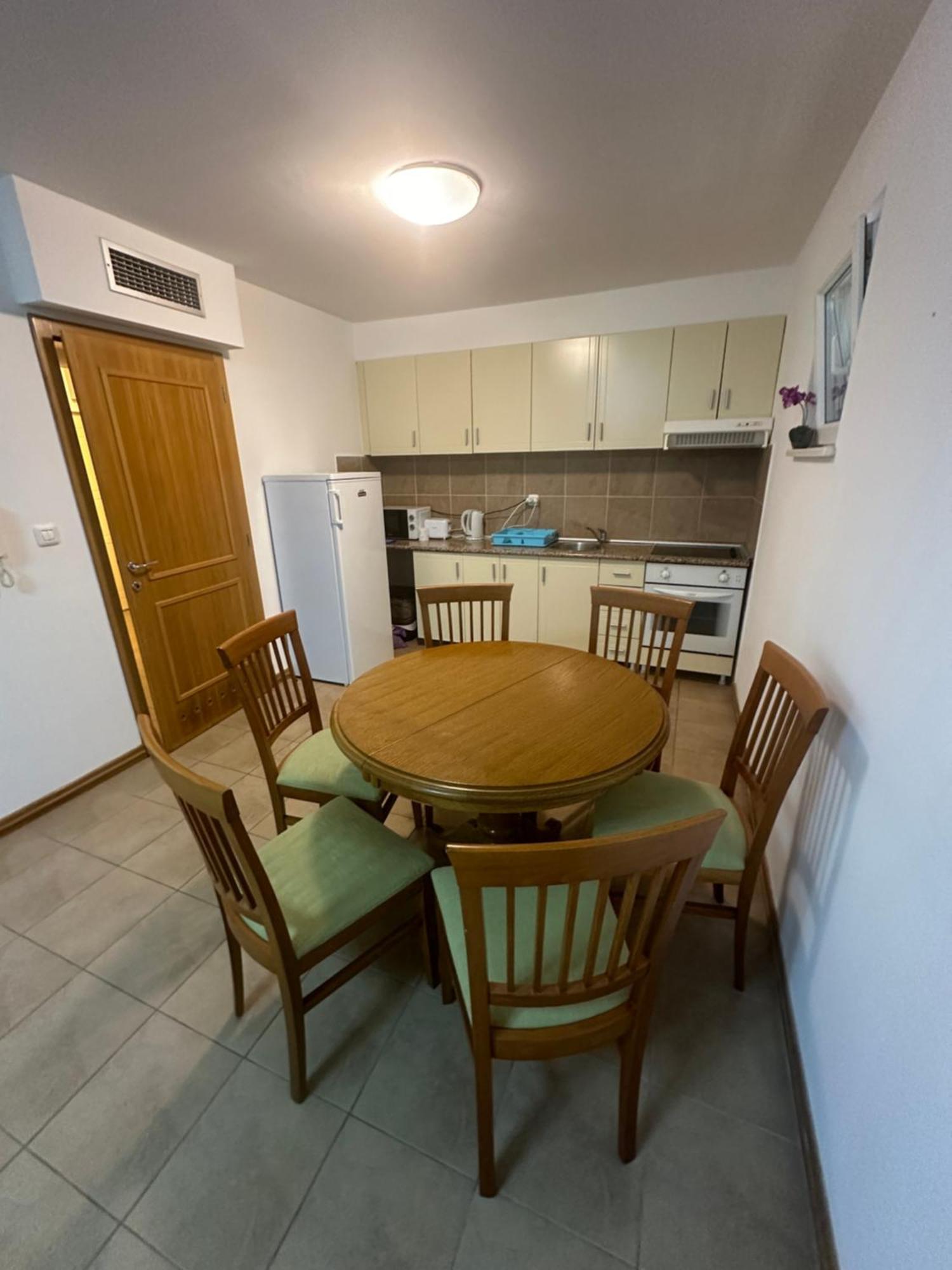 Irish Apartment Complex Будва Екстериор снимка