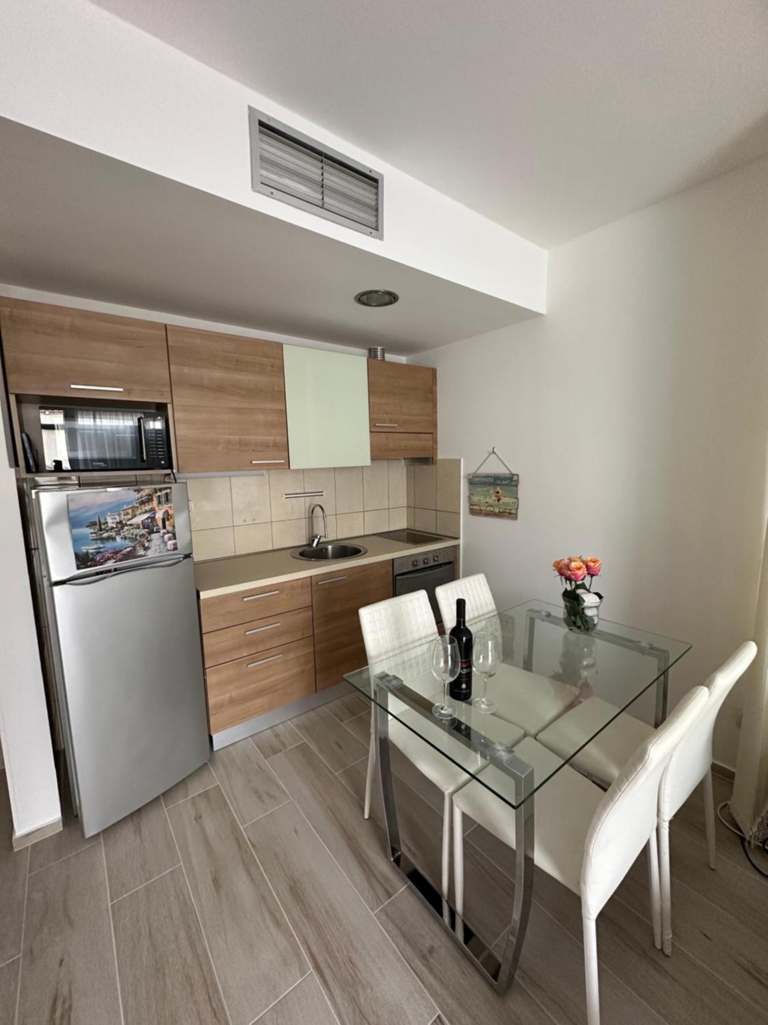 Irish Apartment Complex Будва Екстериор снимка